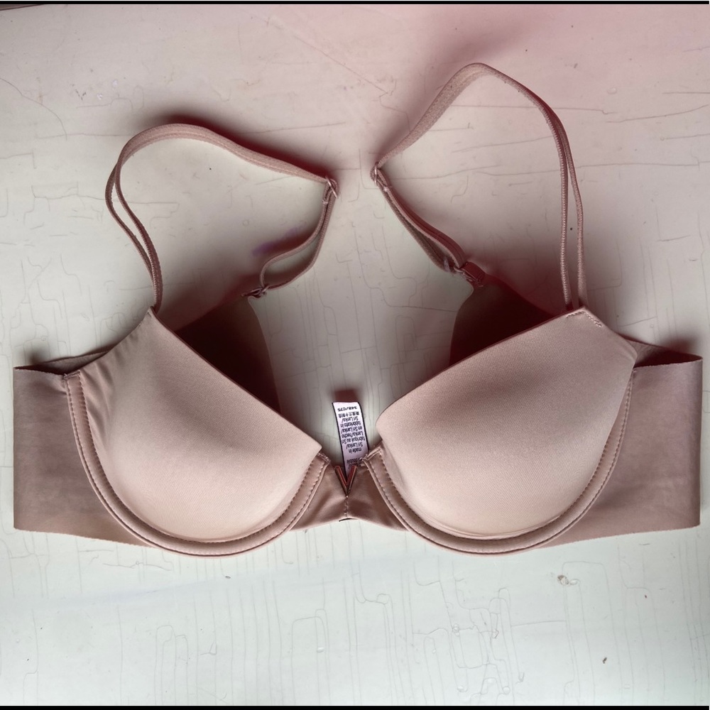 Victoria Secret Sexy Illusions Bra